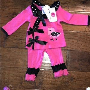 NWT 2 piece 6 months girls